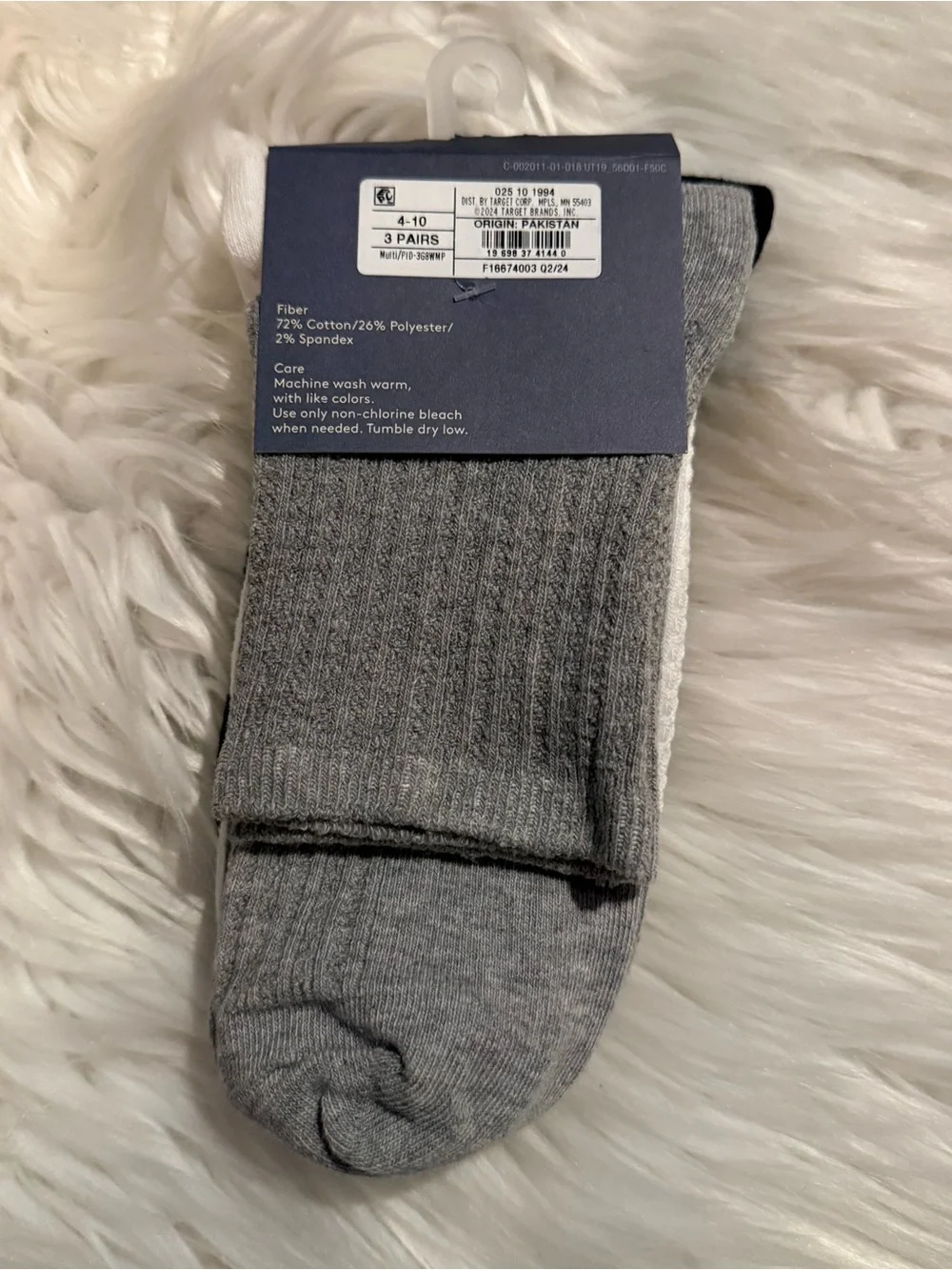 Universal Thread Women’s Ankle Socks 3 Pack Size 4-10 Black Gray White NWT